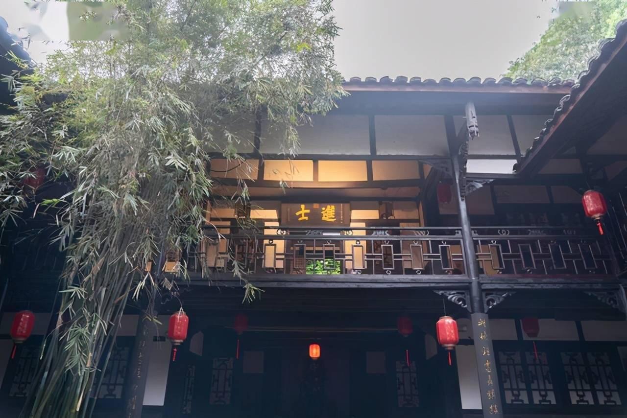 卡通小车找不同