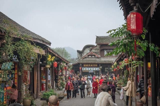 【平安春运 交警同行】春运启动,建平交警提醒您:谨慎驾驶,平安出行